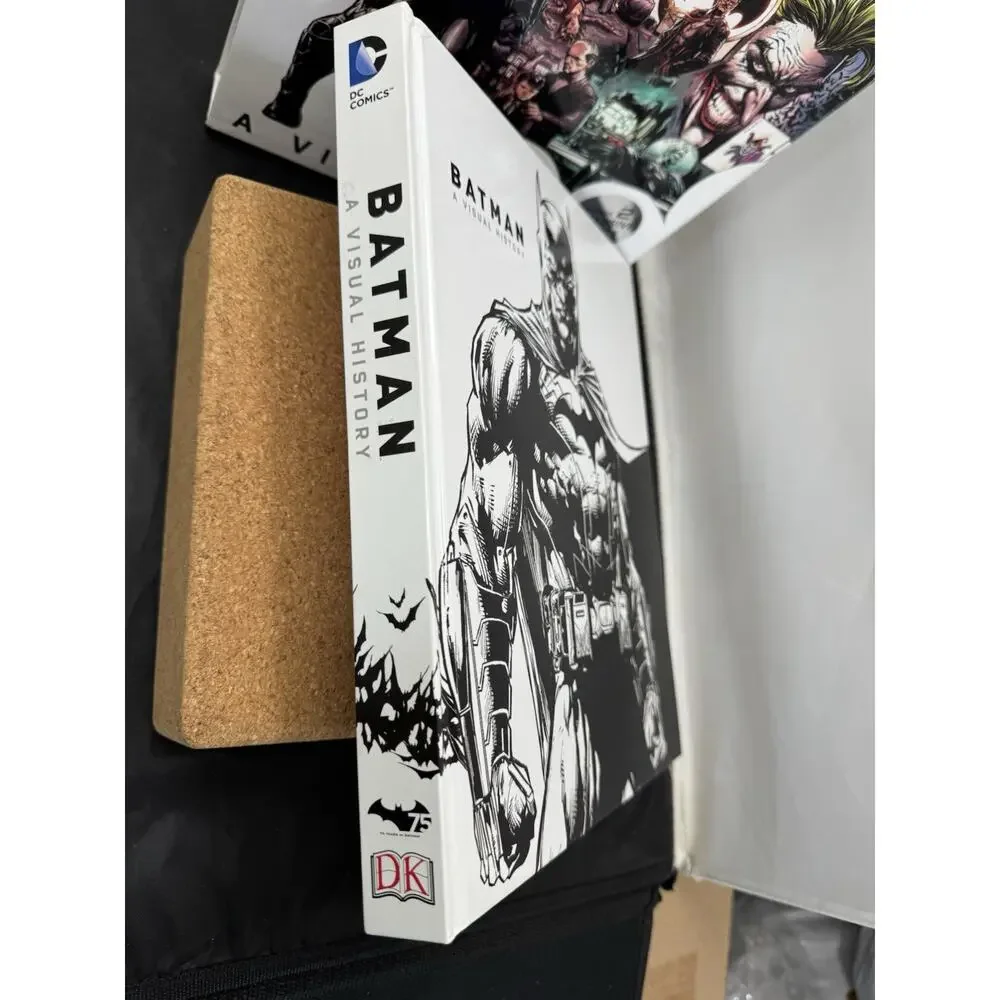 Batman A Visual History HC DC Comics DK Matthew Manning w/ Slip Case & 2 Prints
